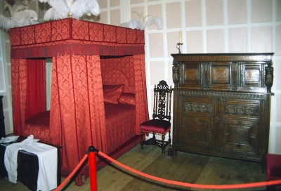 Room laid out as a 17th century bedroom
A panelled room on the first floor.
Keywords: Forty Hall;bedrooms