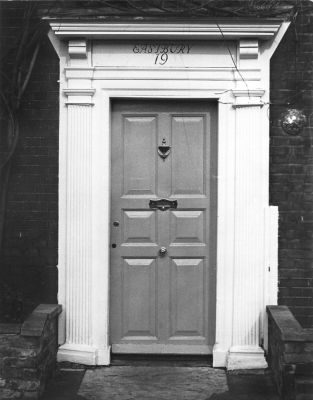 Eastbury, 19 Gentleman's Row
Keywords: doors;Gentlemans Row;