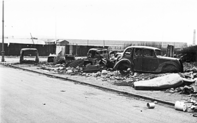 Litter at Suez Road, 1964
A clearance of this litter was organised by the Enfield Preservation Society at the request of the Ponders End Ratepayers' Association.
Keywords: 1960s;litter;Enfield Preservation Society;EPS