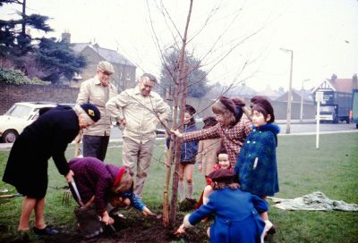 St. Michael's Green, Chase Side. Christ Church brownies, tree planting, 1972
Keywords: 1970s;Christ Church;St Michaels Green;trees;events