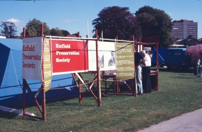 Autumn Show, Town Park, 1985
Keywords: 1980s;exhibitions;Enfield Preservation Society;EPS;Town Show