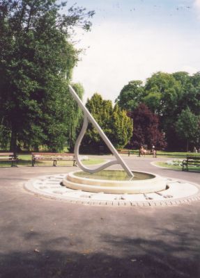 Millennium sundial, Chase Gardens
Keywords: fountains;chase side