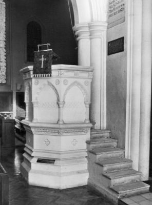 Pulpit, St Andrew's Church
