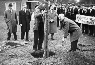 Tree planting week at Ambrose Fleming School
November 1964
Keywords: 1960s;trees;events;schools