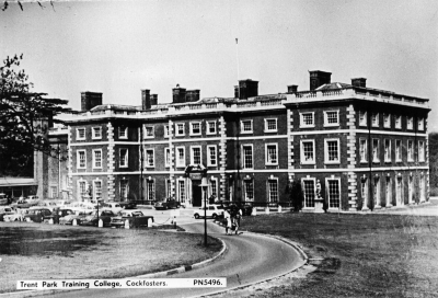 Trent Park House
Keywords: historic houses;historic buildings;Grade II listed;postcards