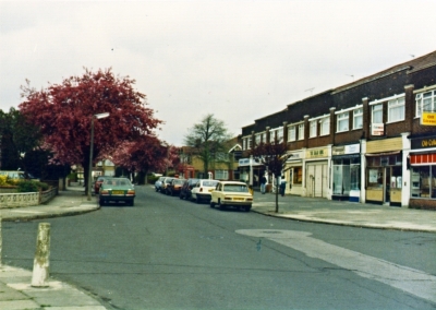 Fillebrook Avenue, May 1985
Keywords: roads and streets;trees;shops;1980s
