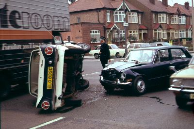 Road traffic accident
Accident at junction of Baker Street and Parsonage Lane. Dated to 1965 or later, from suffix letter "C" on car registration mark.
Keywords: road transport;cars;accidents