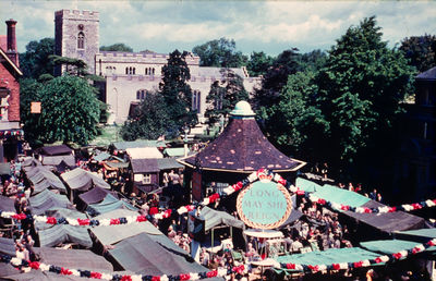 Marketplace with decorations for Queen Elizabeth's coronation in 1953
Keywords: market places;events