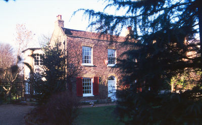 Waltham Cottage, Forty Hill
Built in the last quarter of the 18th century, restored in the 20th century. Listed Grade II. Red brick front with parapet, gauged flat yellow brick arches to recessed sash windows with glazing bars. Large modern extension at back. - [i]Treasures of Enfield[/i]
Keywords: 18th century;Grade II listed;houses