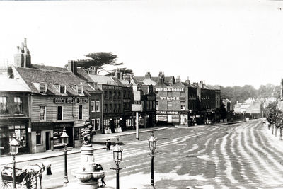 The Town, looking west, 19th century
 

[i]Reproduction right held by Enfield Local Studies Library and Archive.[/i]
Keywords: 19th century;fountains;horse-drawn vehicles;shops;roads and streets