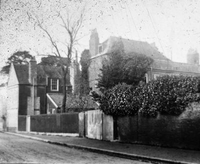 Woodhouse and Ivy House, rear view
At junction of Chase Side and Parsonage Lane  

[i]Reproduction right held by Enfield Local Studies Library and Archive.[/i]
Keywords: houses