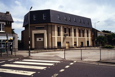 Florida Cinema, later called the Town House, London Road
Keywords: 1980s;cinemas;entertainment venues