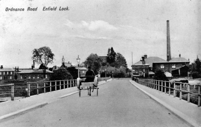 Ordnance Road
Postcard
Keywords: horse-drawn vehicles;roads and streets