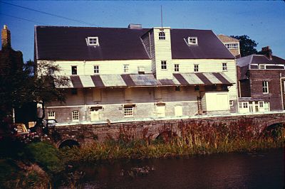 Wright's flour mill
Keywords: factories;mills