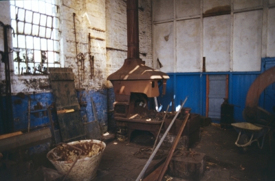 Old forge and workshop, British Waterways yard
Keywords: 1980s;workshops;forges