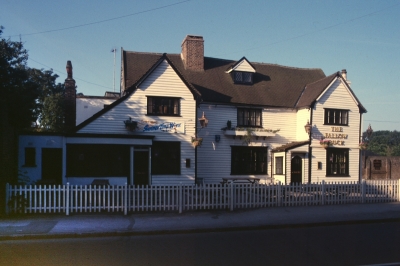 Fallow Buck public house
Keywords: pubs