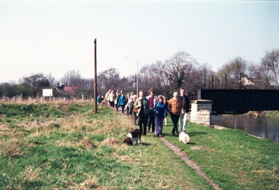 EPS walk at Enfield Lock
Grand National Day, March 1974
Keywords: 1970s;walks