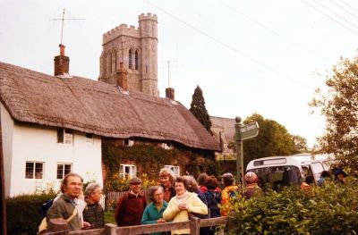 Chilterns walk, October 1974
Leaving the coach, Ellesborough
