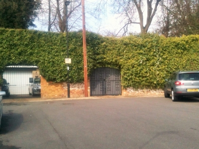 Eversley Mount, Boundary Wall (2)
Keywords: locally listed;Winchmore Hill;walls