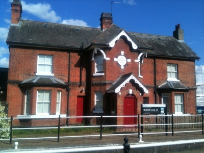 Government Row, Lock House
Keywords: locally listed;Enfield Lock