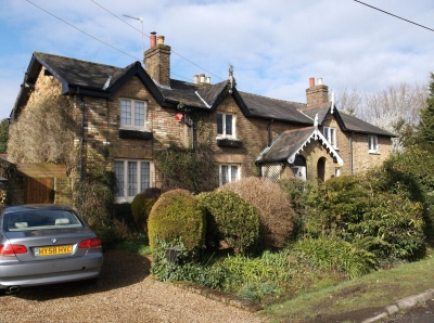 Burnt Farm Ride. Cottages.
Former agricultural workers' cottages.
