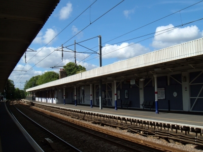 Windmill Hill. Enfield Chase Station: platforms
Keywords: rail transport;railway stations